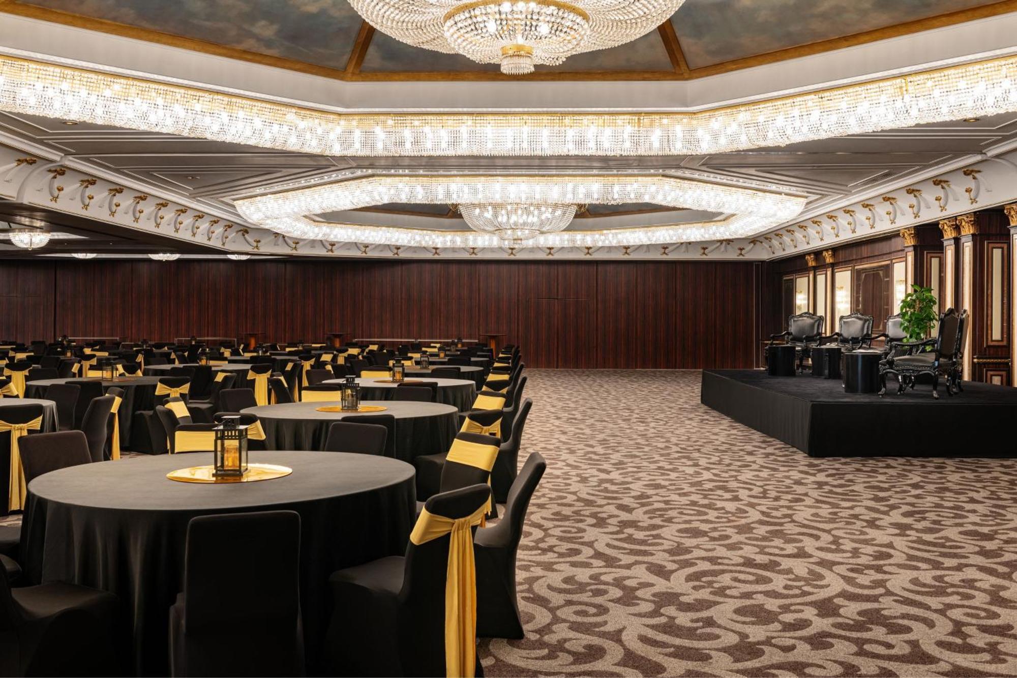 Le Meridien & Conference Centre 5* Dubai