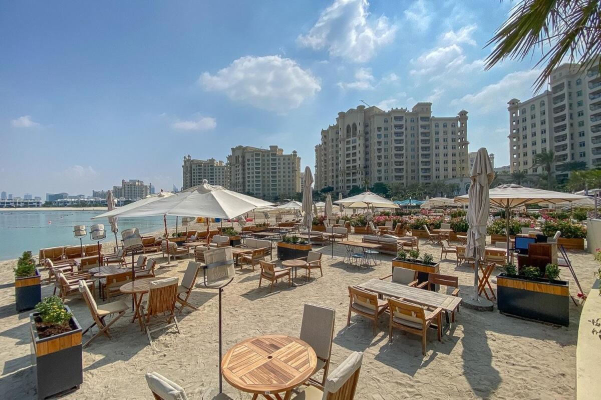 Studio Right On Palm Jumeirah Apartment Dubai