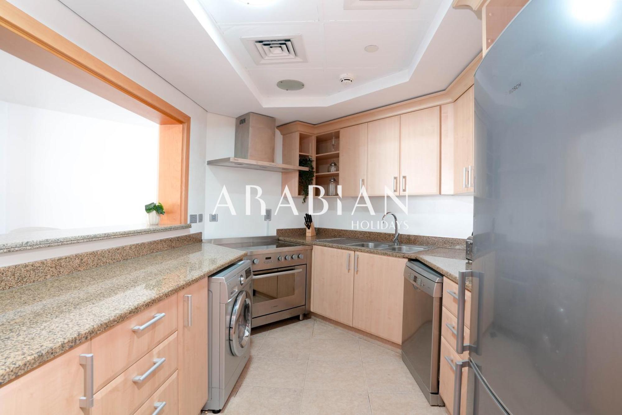 Beautiful 1br Palm Jumeirah With Park Views, Pool And Access *