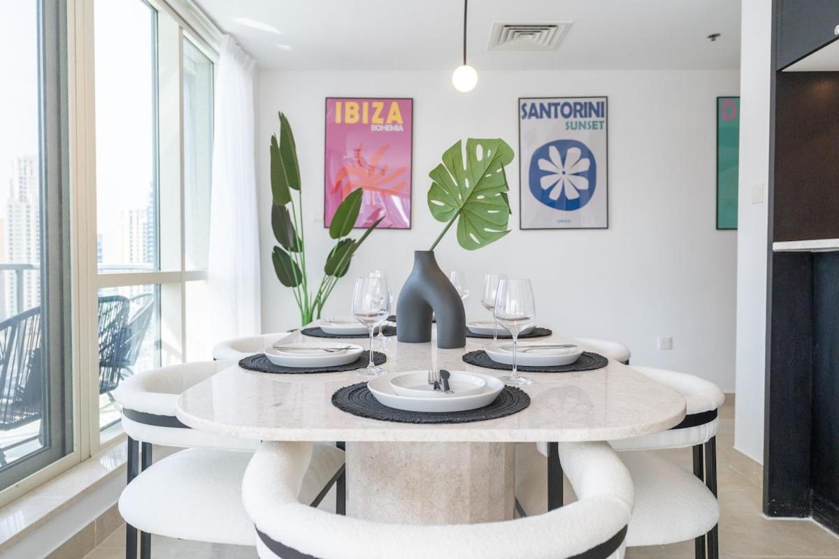 Luxurious And Minimalist 3br In Marina Daire