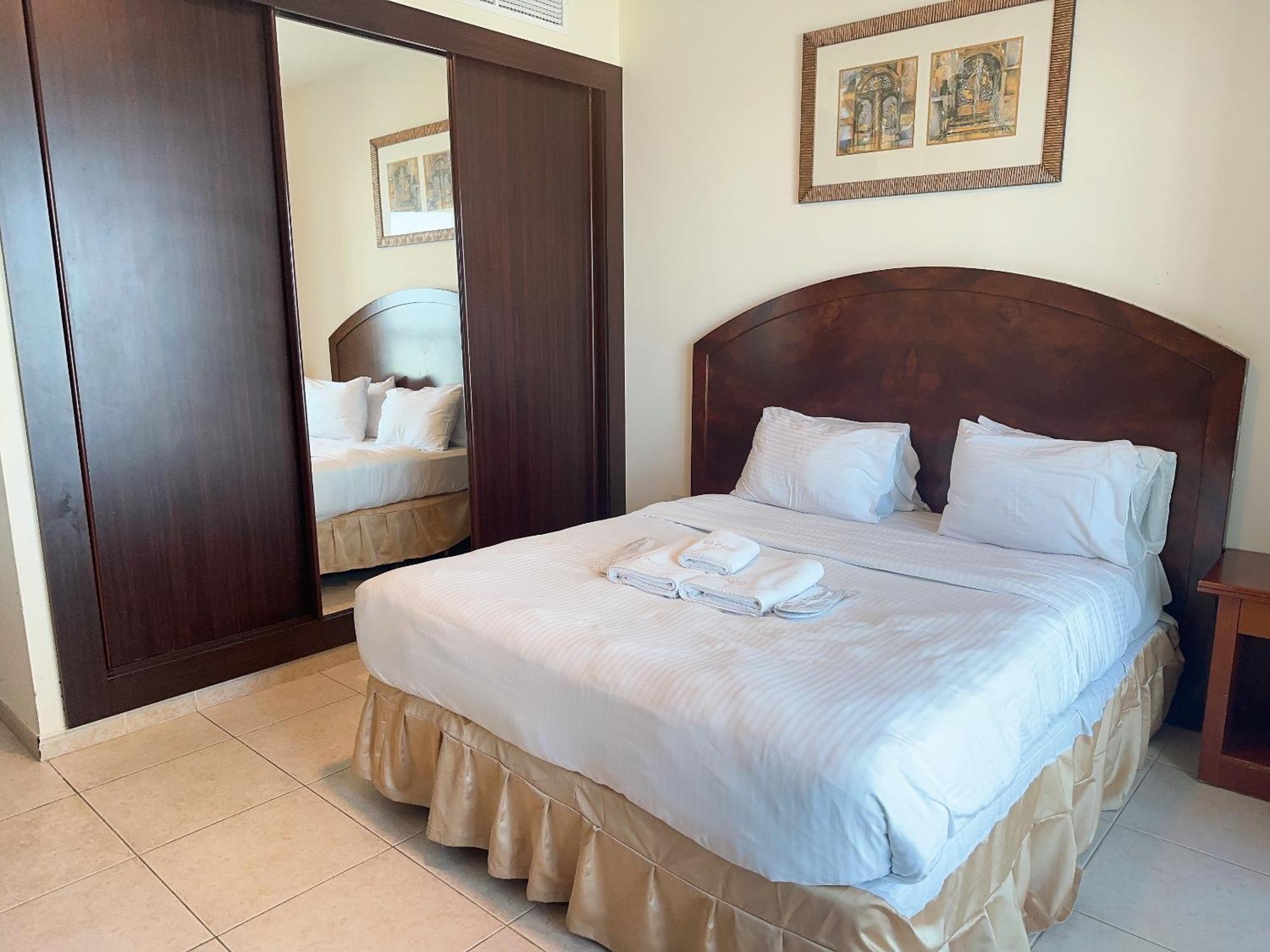 Ensuite In Coliving In Marina * Dubai