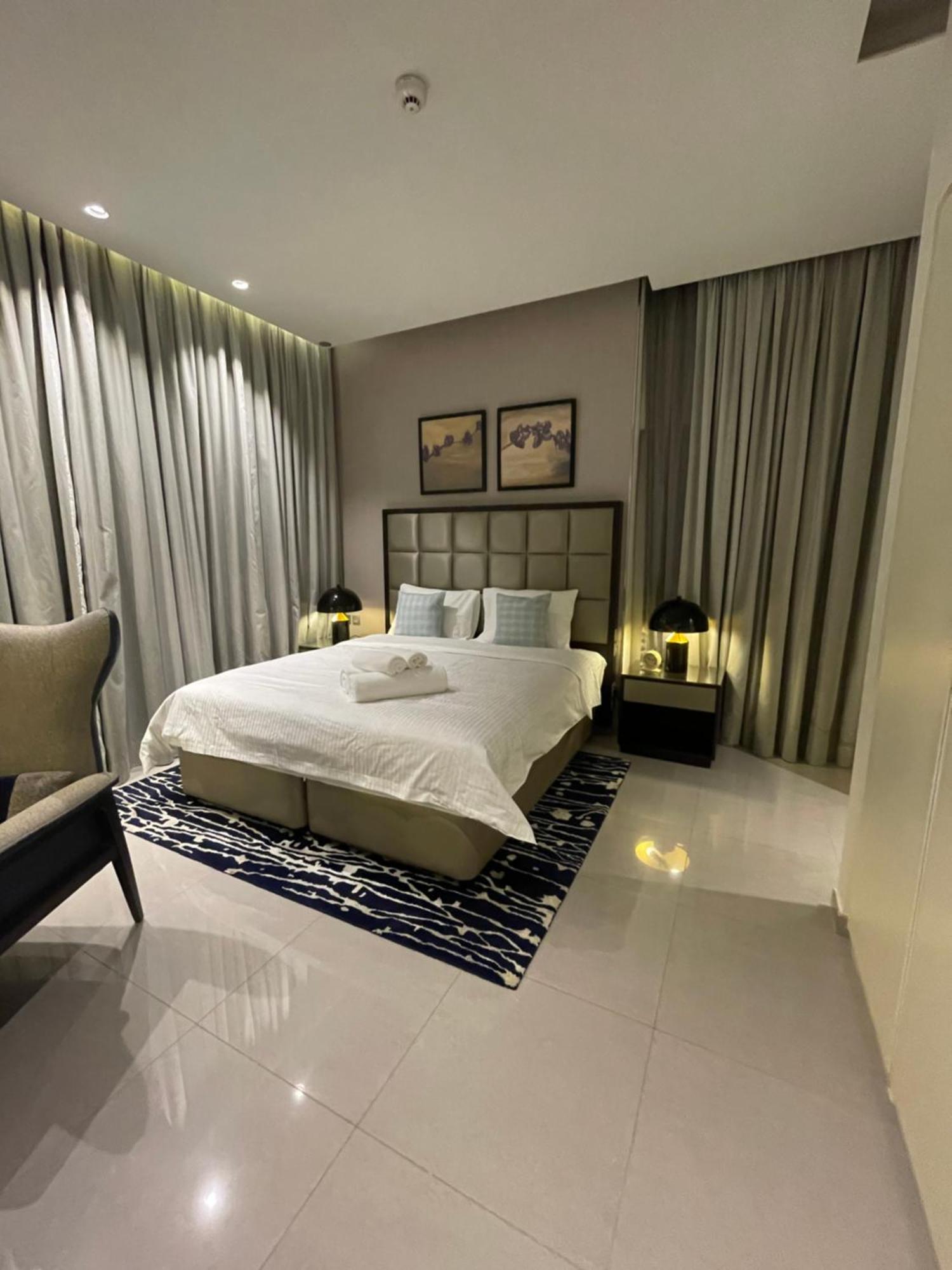 Apartment Damac Majestine Vip - Manzar Homes
