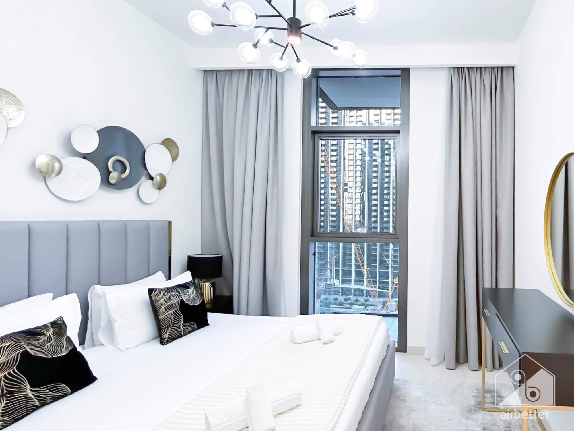 Luxury Burj Crown Downtown Balcony & View Apartment