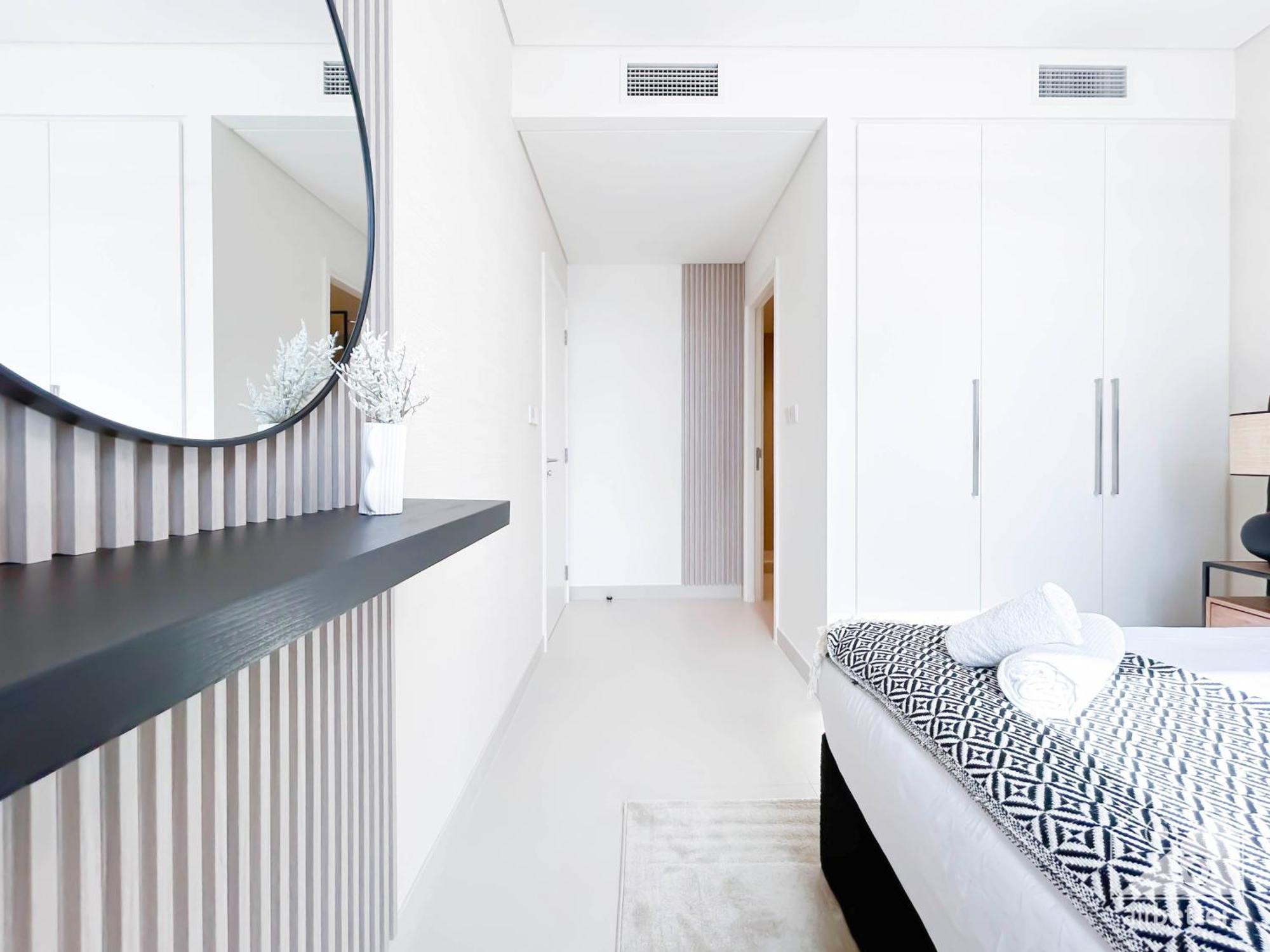 Luxury Burj Crown Downtown Balcony & View