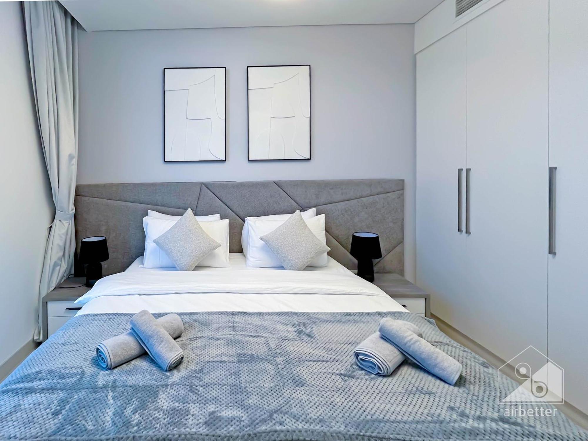 Luxury Burj Crown Downtown Balcony & View Apartment