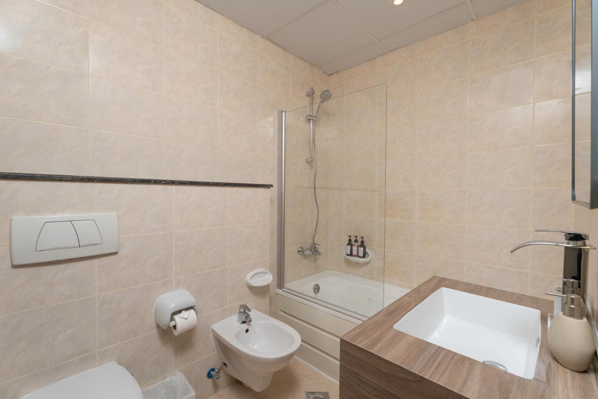 Nasma Luxury - Elevated Comfort & Style In A 24th Floor Apartment *