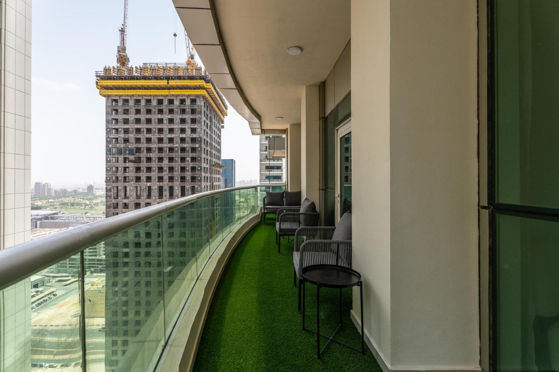 Apartment Nasma Luxury - Elevated Comfort & Style In A 24th Floor *