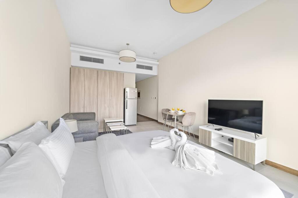 First Class Rustic Charm In Sol Bay