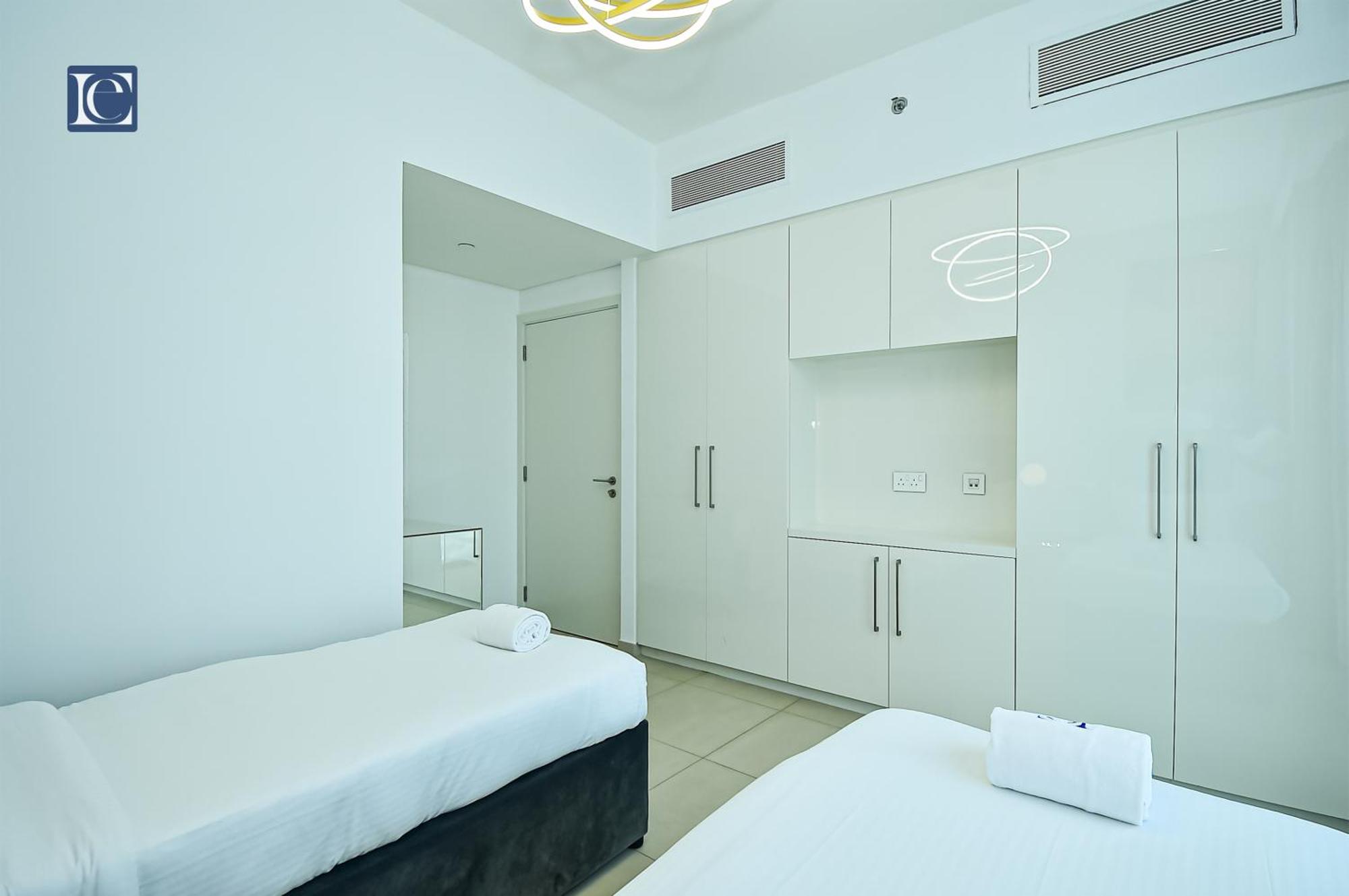 Luxury Escapes - Downtown Views 2 - Premium 3br - Near Mall Dubai