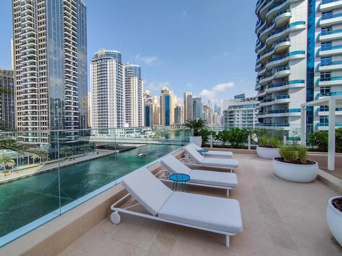 Apartment Incredible 3-bed With Marina Views!