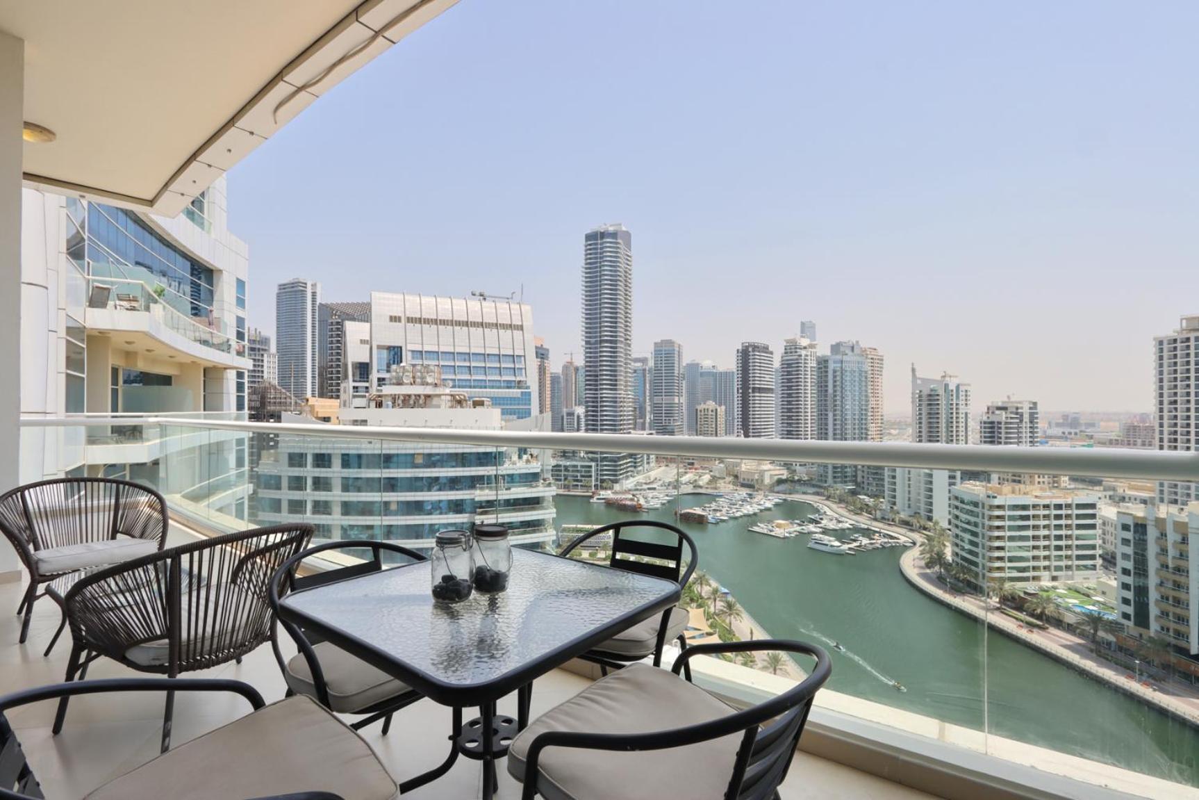 Apartment Livbnb- Prime Located 2b In Marina, Steps To Dubai