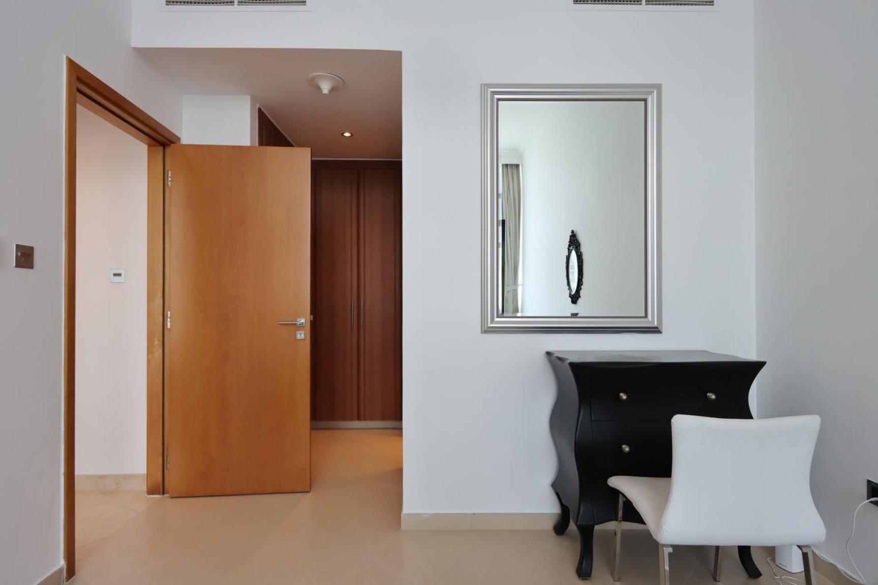 Livbnb- Prime Located 2b In Marina, Steps To * Dubai