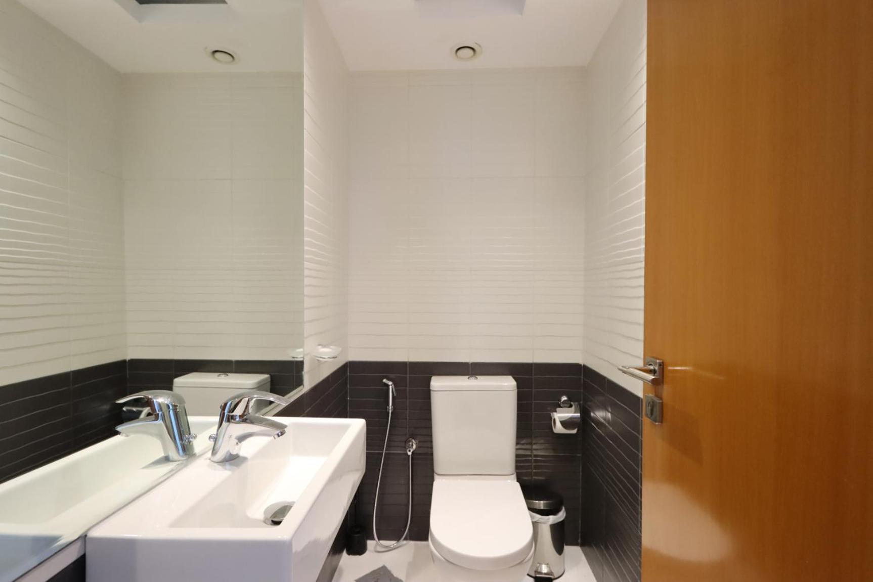Livbnb- Prime Located 2b In Marina, Steps To Apartment Dubai