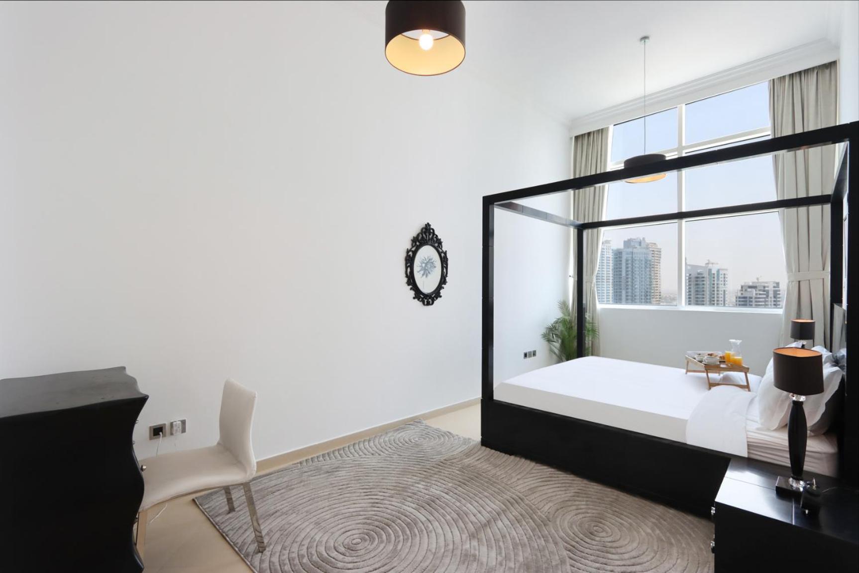 Livbnb- Prime Located 2b In Marina, Steps To *