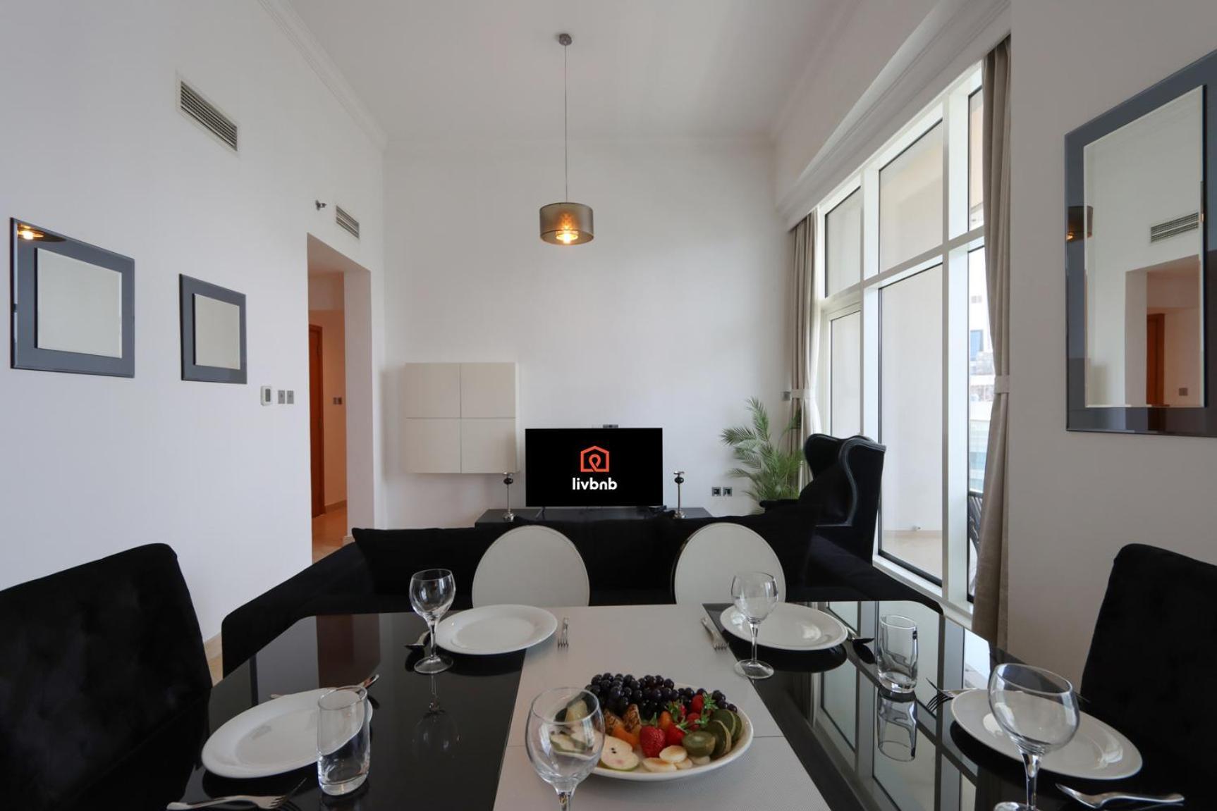 Livbnb- Prime Located 2b In Marina, Steps To *