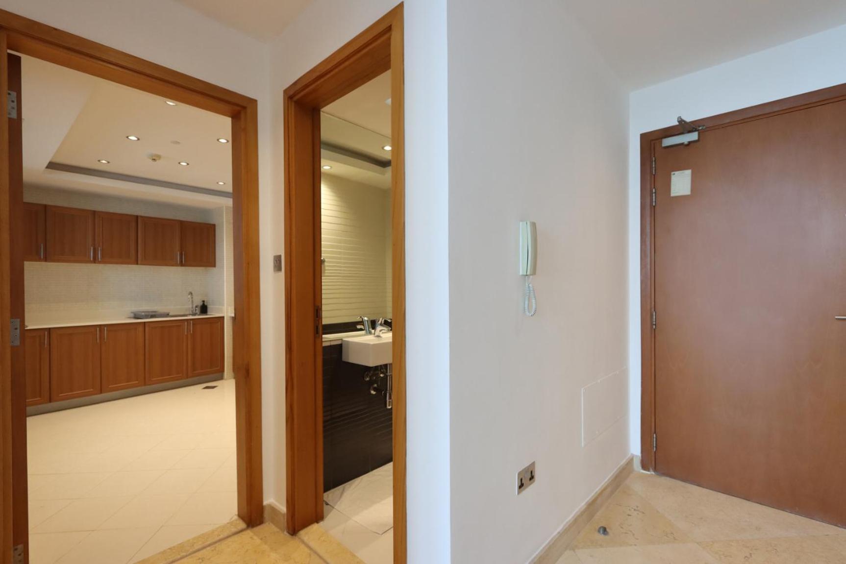 Livbnb- Prime Located 2b In Marina, Steps To Apartment