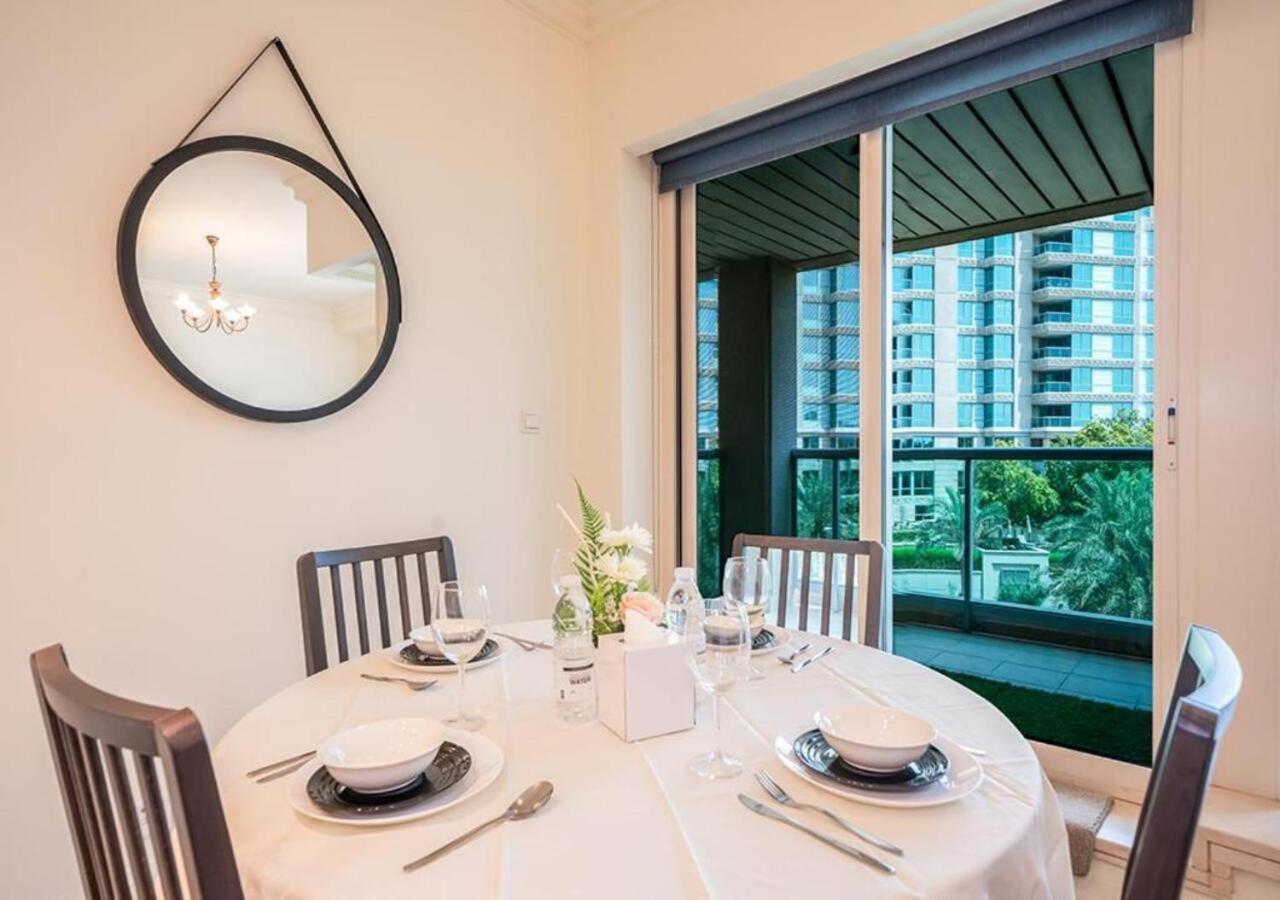 Quickstay Homes -2br At Al Mesk Tower Marina Apartment