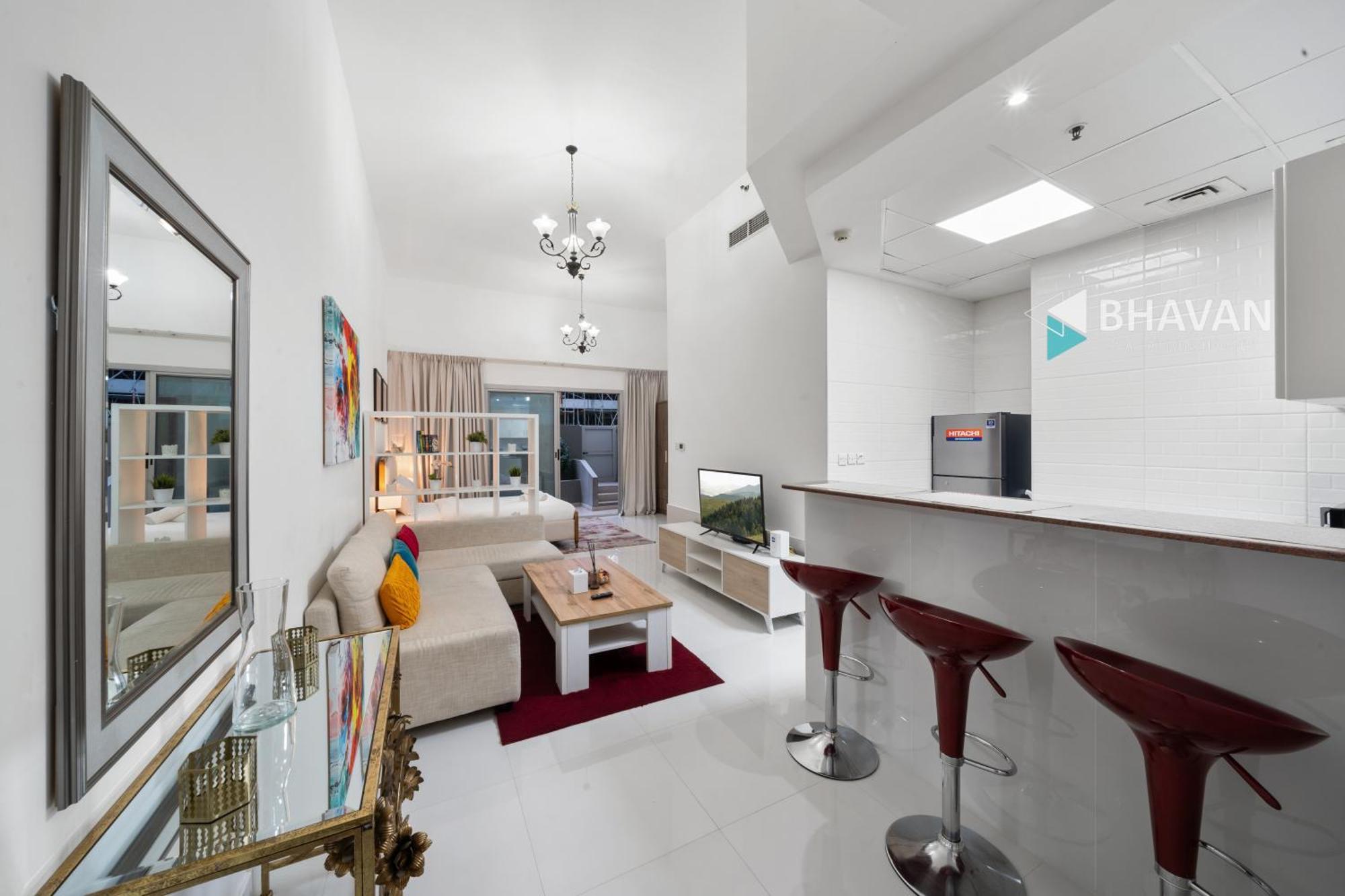 Daire Contemporary In Marina By Bhavan Dubai