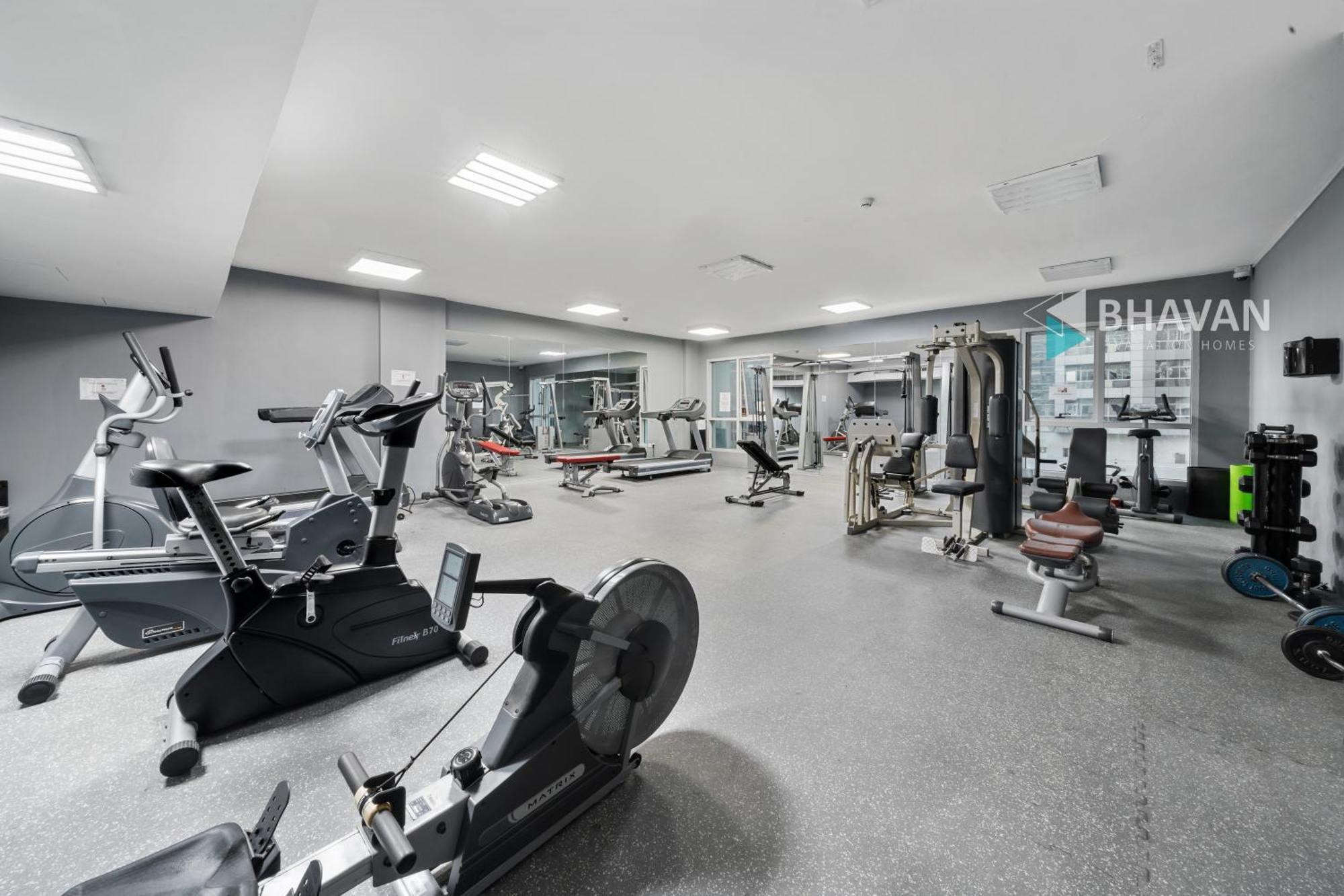 Daire Contemporary In Marina By Bhavan Dubai