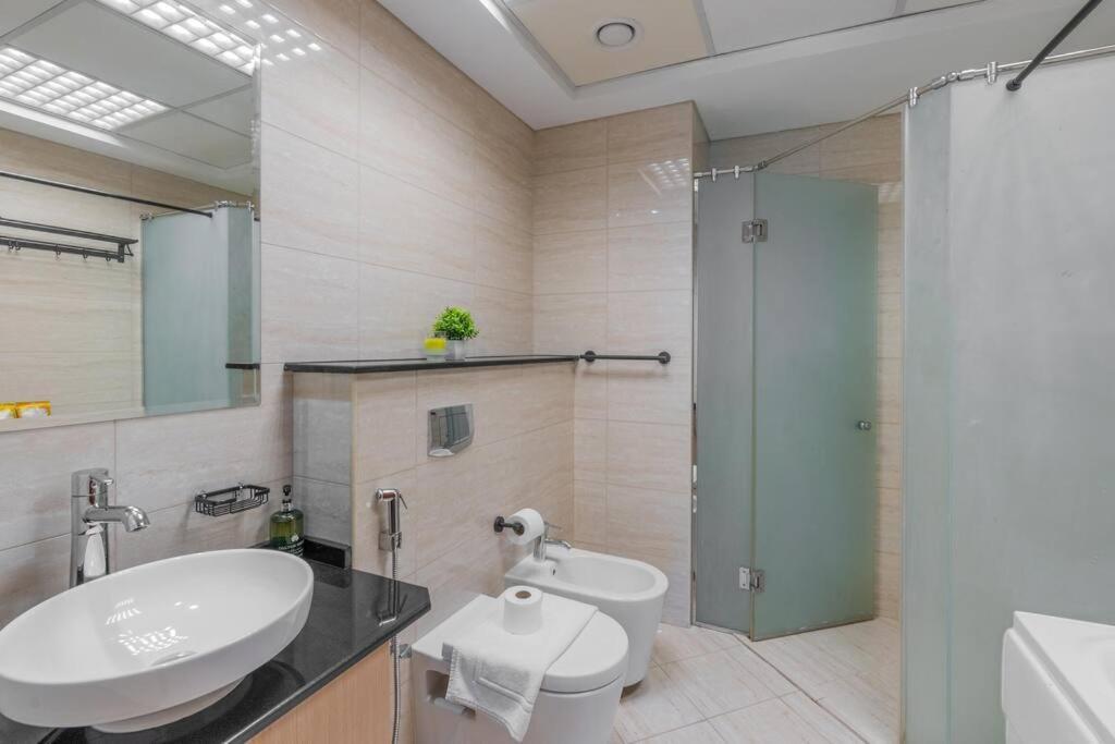 1 Bedroom - Ocean Height - *