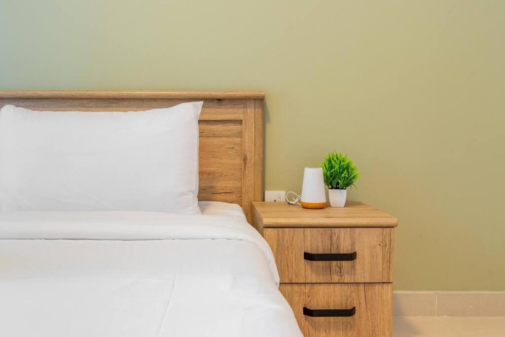1 Bedroom - Ocean Height -