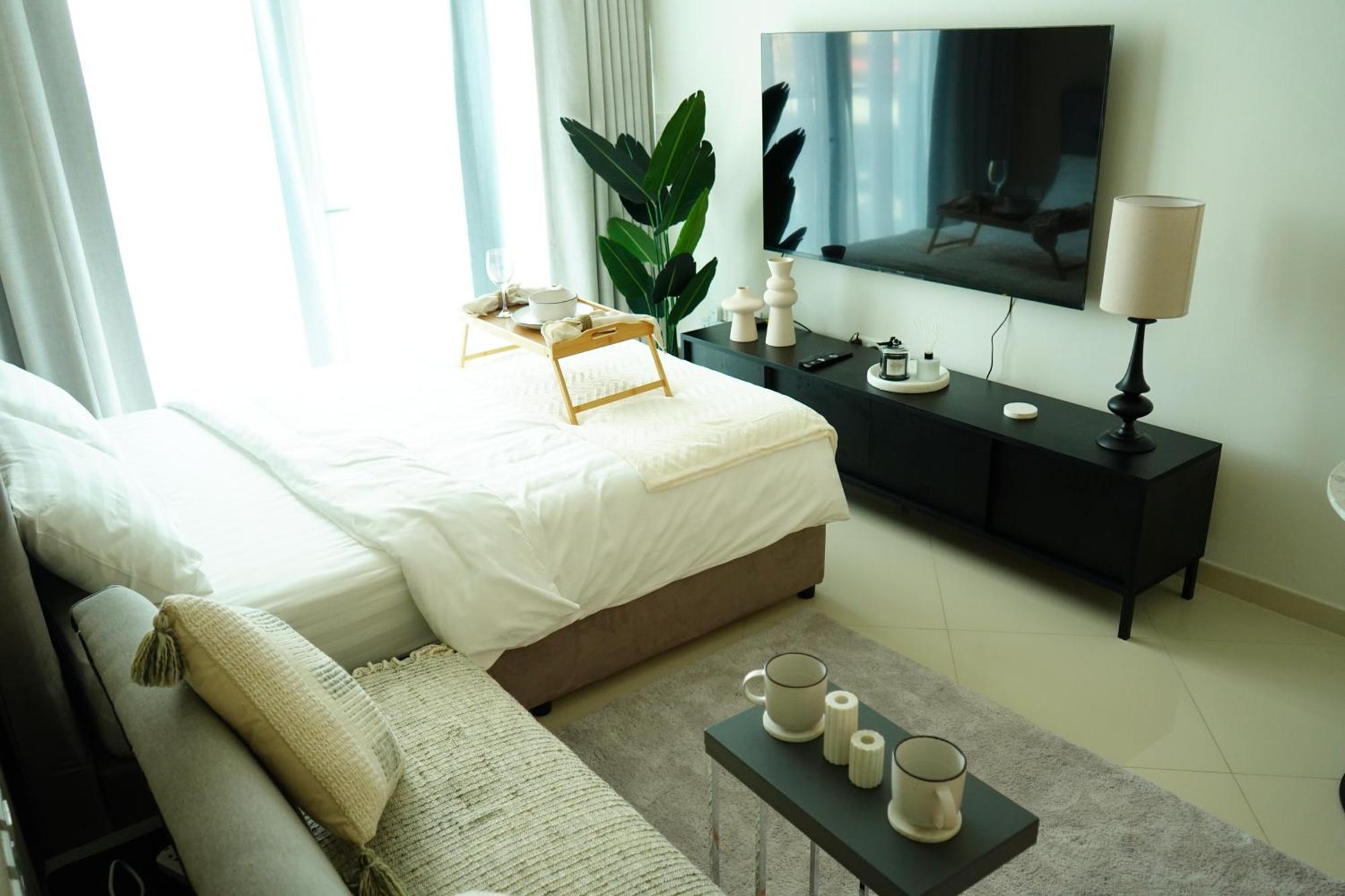 Your Elegant Palm Paradise- Fully Equipped Dubai