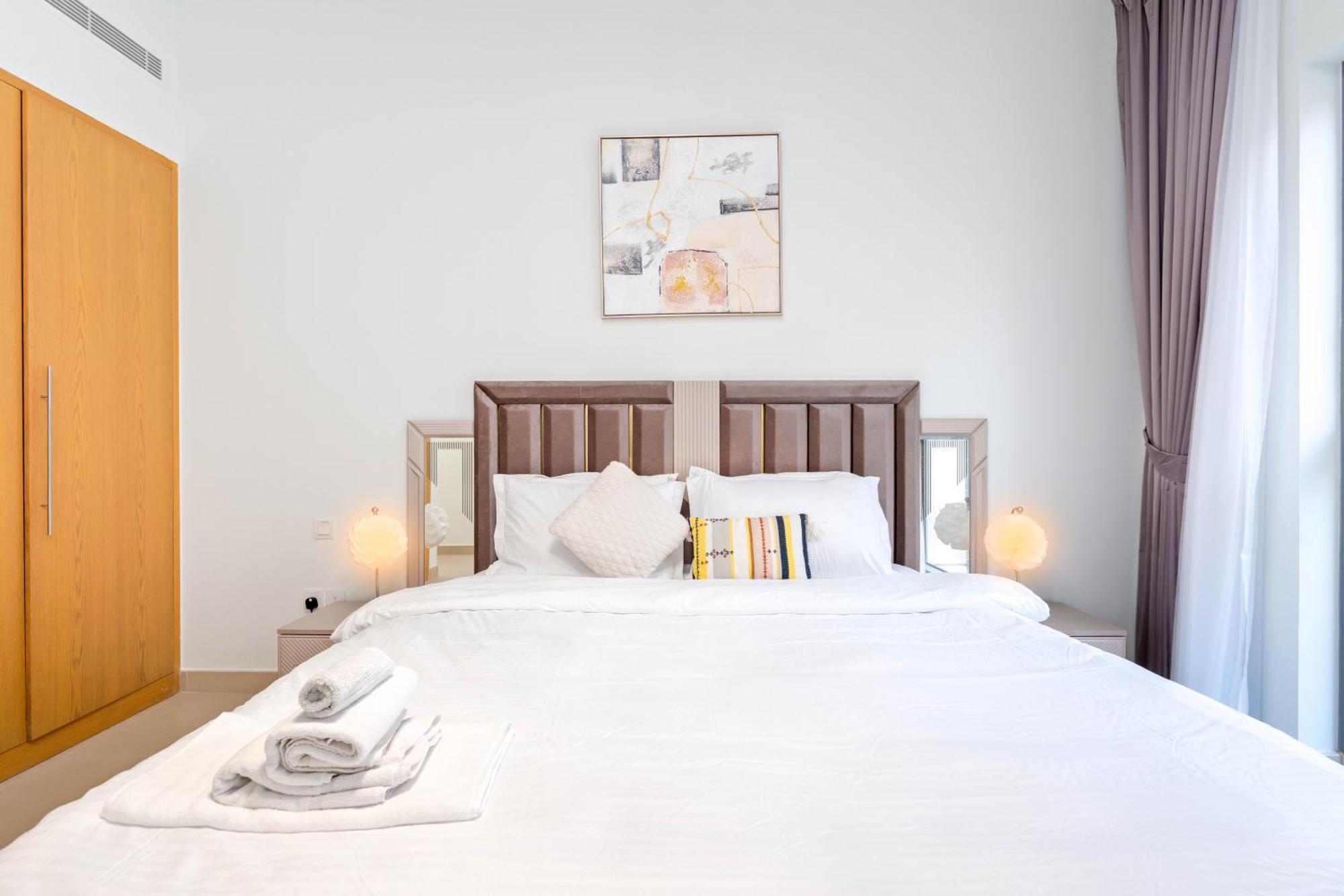 Modern 1-br Close To Mall And Burj Khalifa Dubai