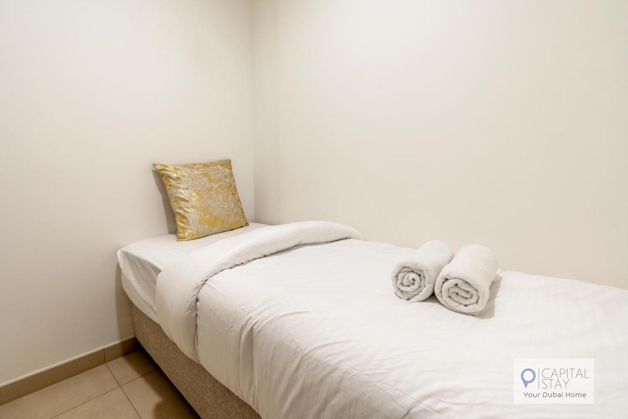3 Bed And Maid Apt - Downtown - Burj Khalifa * Dubai