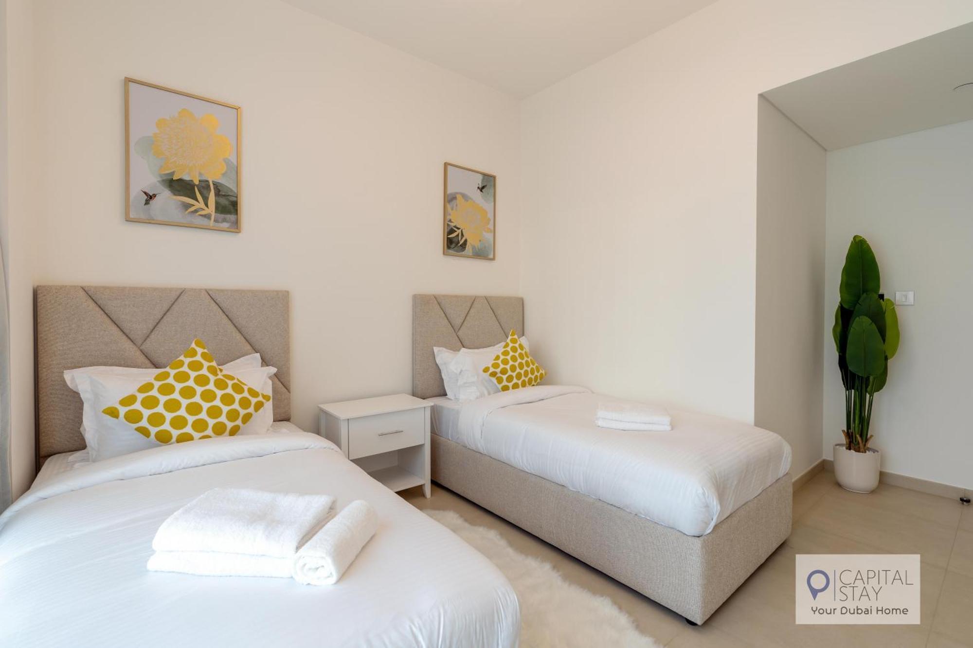3 Bed And Maid Apt - Downtown - Burj Khalifa Dubai
