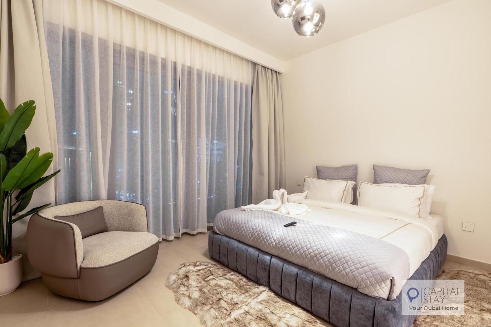 3 Bed And Maid Apt - Downtown - Burj Khalifa * Dubai