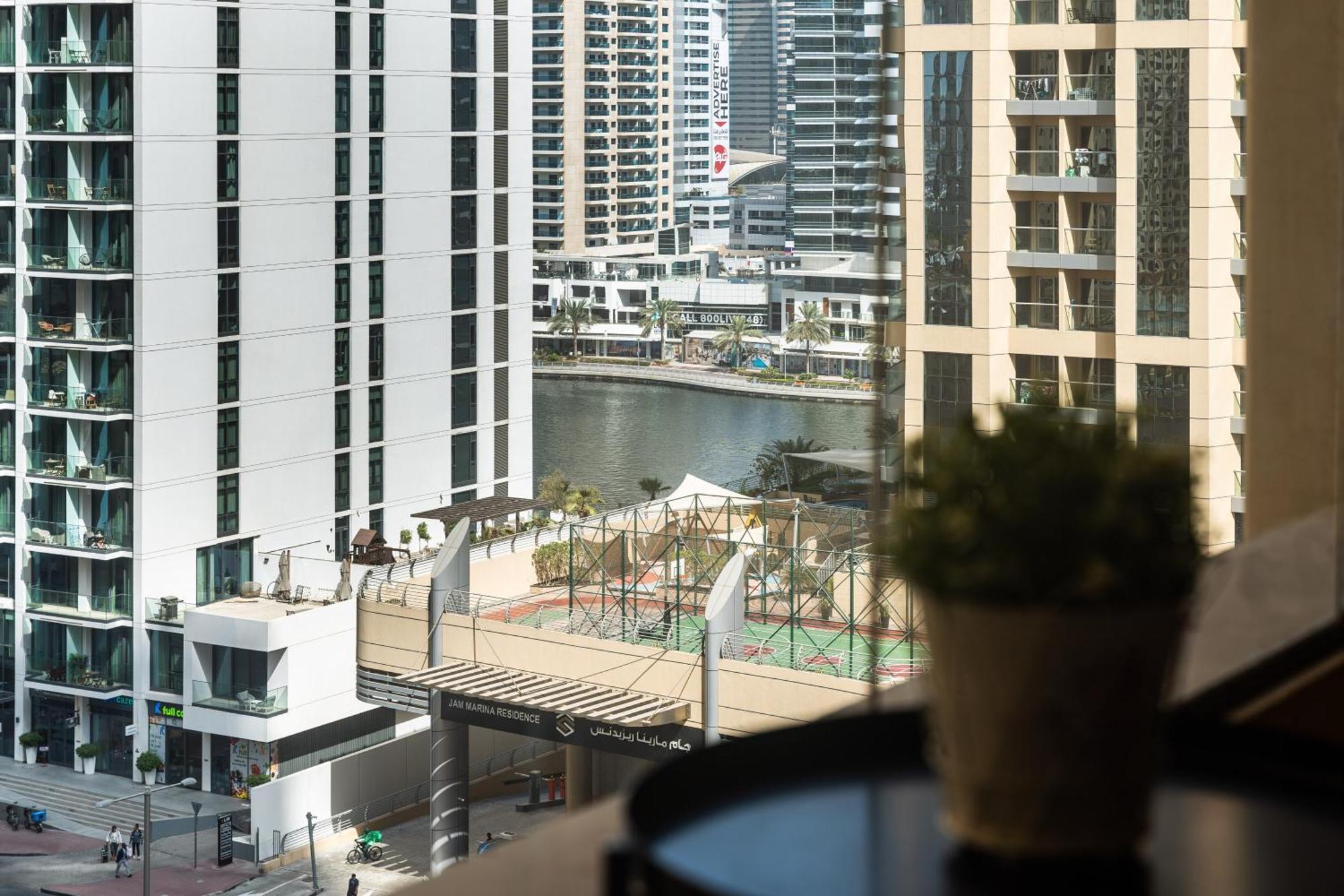 La Buena Vida Homes * Dubai