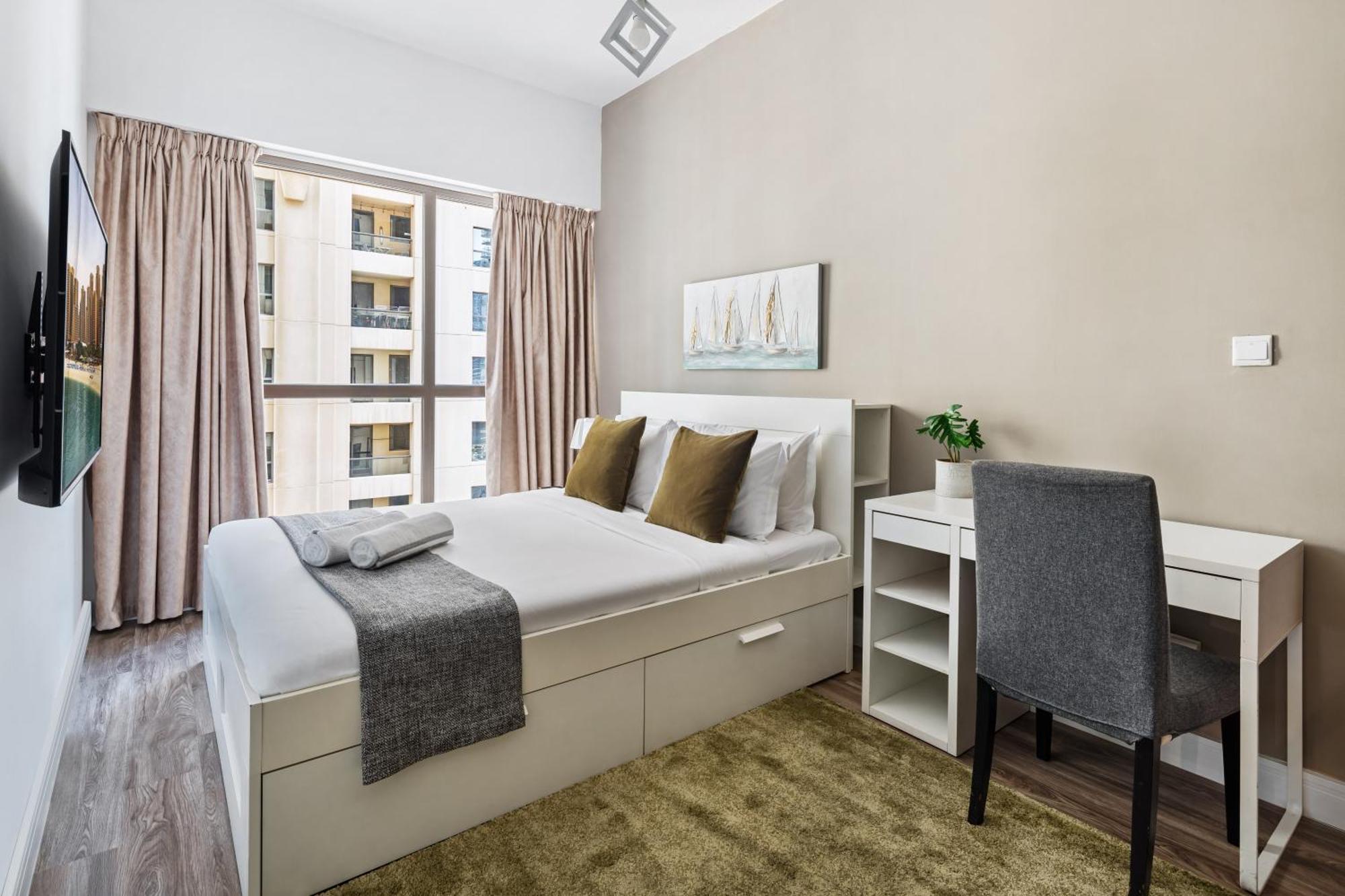 La Buena Vida Homes Apartment *