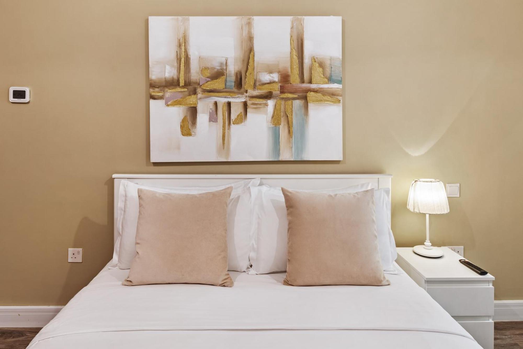 La Buena Vida Homes