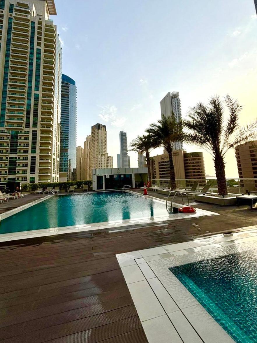 Vacation Friendly View Luxury 1bedroom- Walk To & Mall Apartamento Dubai