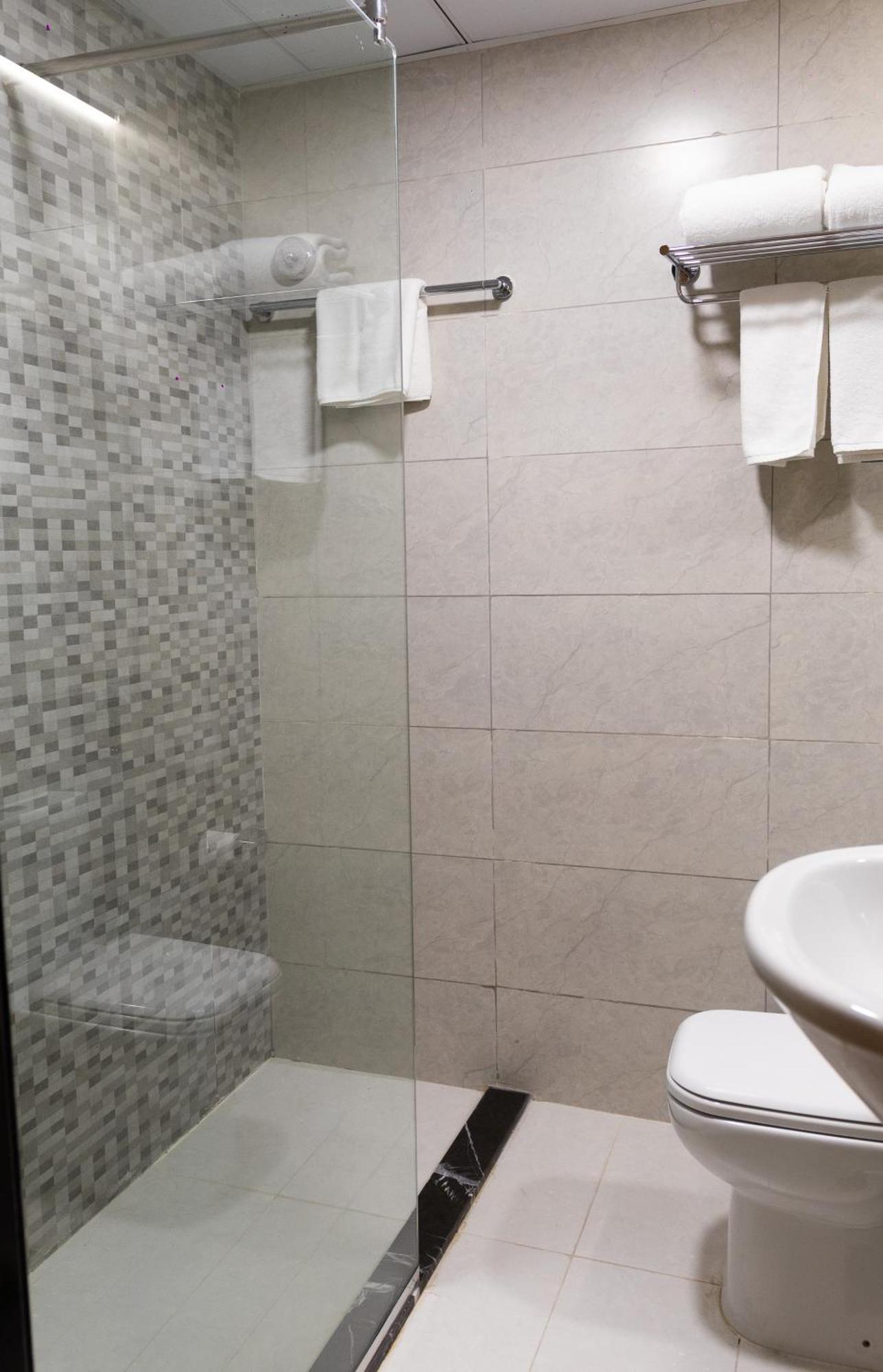 Hotel Vendome Plaza 3*