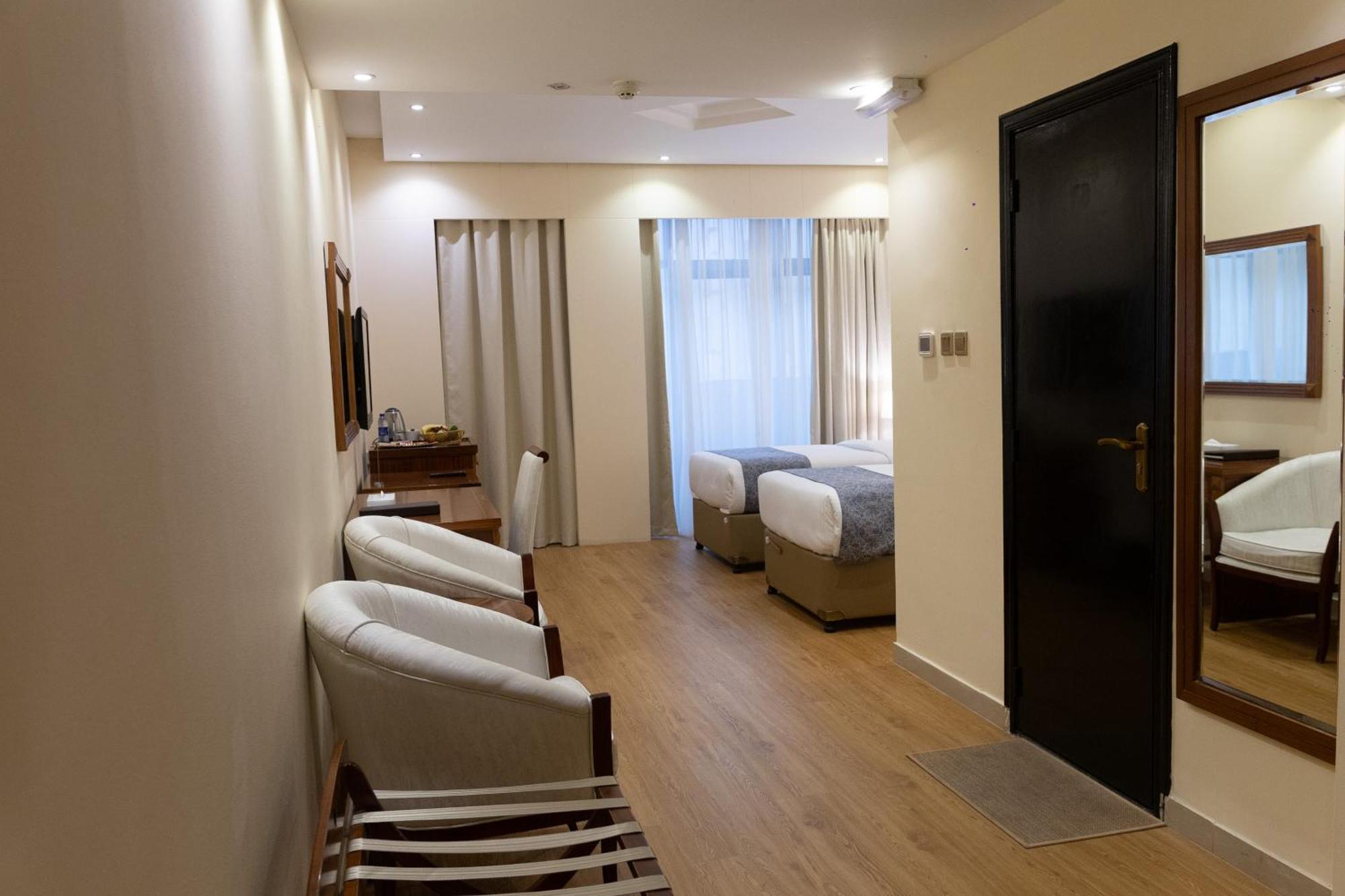 Vendome Plaza Hotel 3*