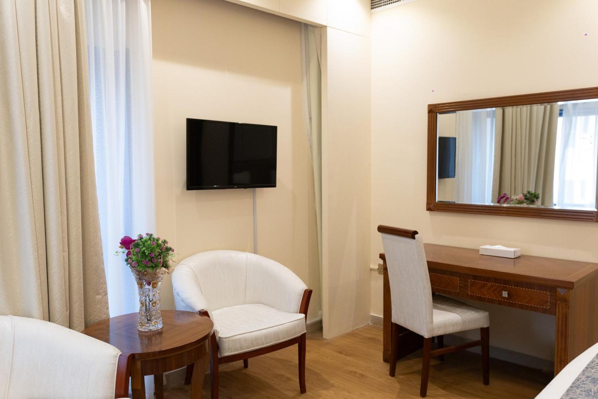Vendome Plaza Hotel 3*