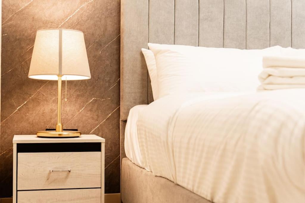 Quiet High-rise 1br - Free Baby Gear, Downtown Close Daire Dubai