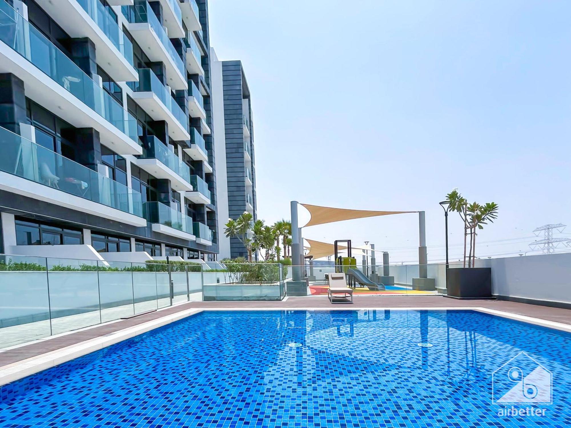 Stunning With A Spacious Balcony In Meydan Apartment