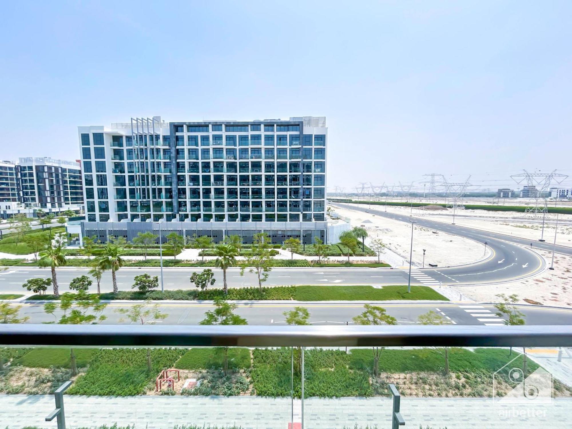 Stunning With A Spacious Balcony In Meydan Apartment Dubai