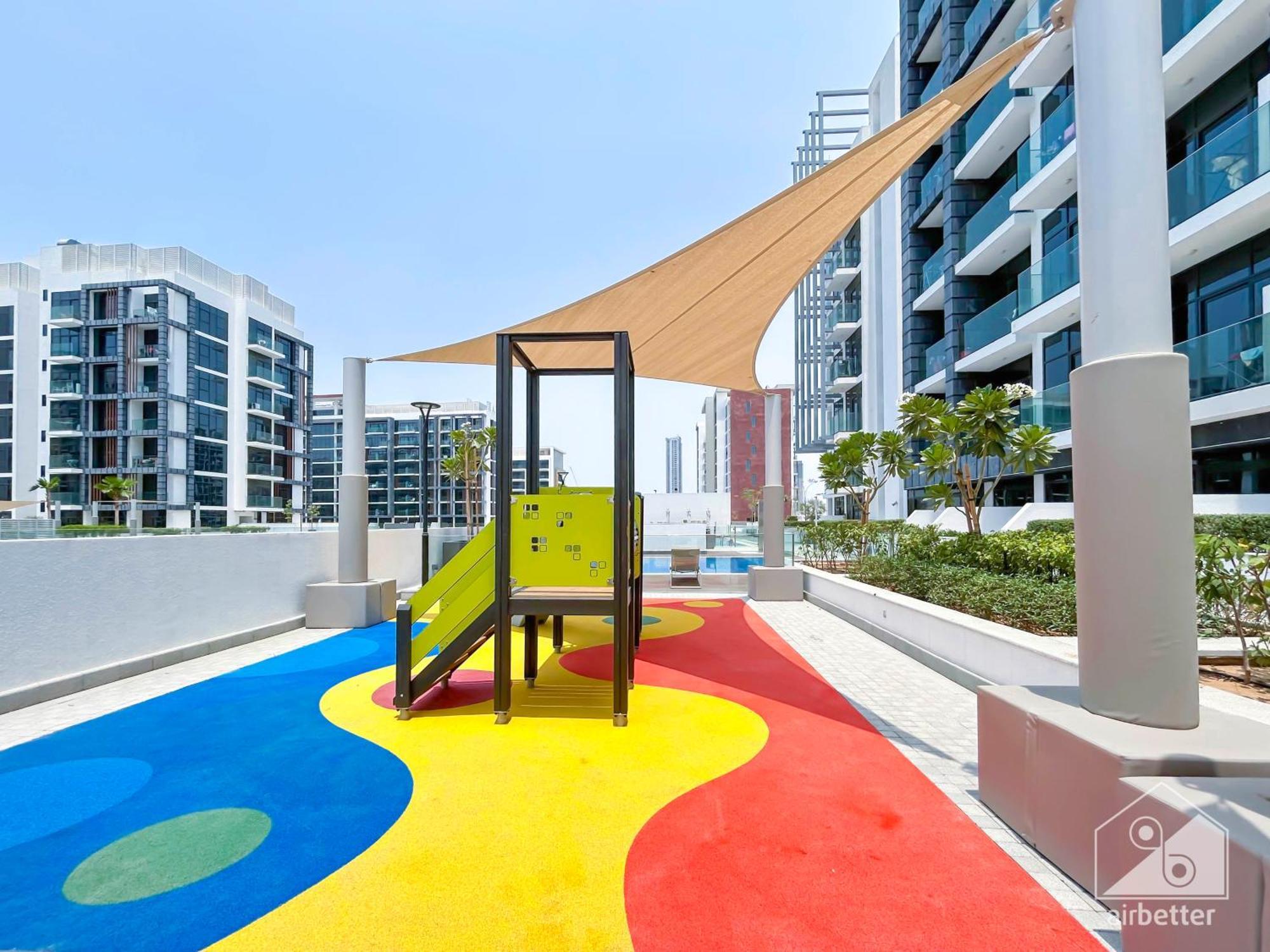 Stunning With A Spacious Balcony In Meydan Dubai