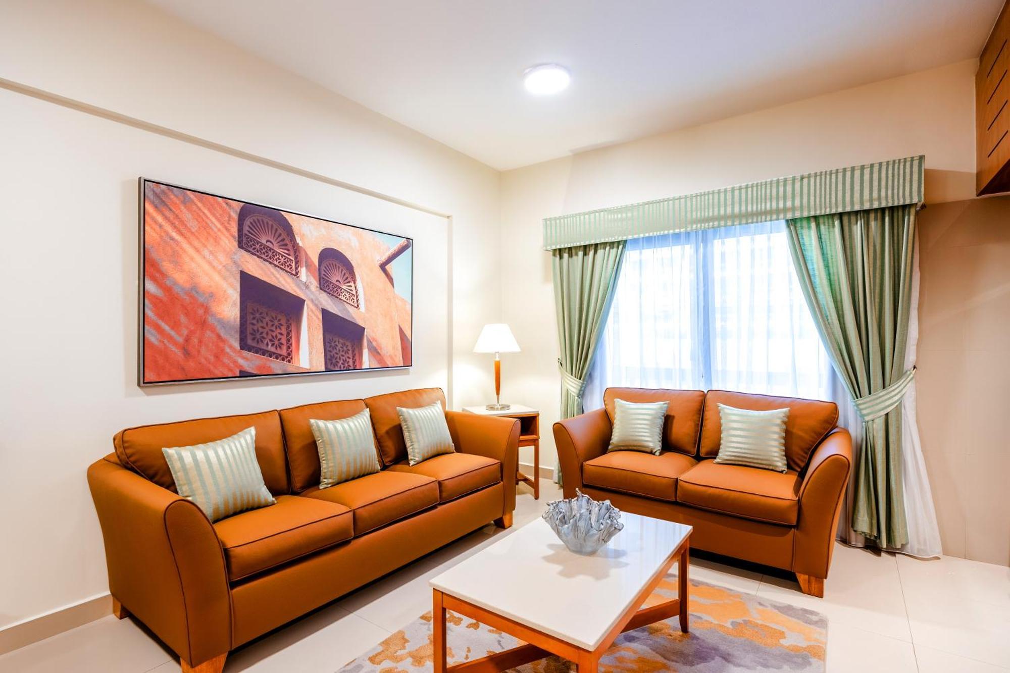 Golden Sands Aparthotel