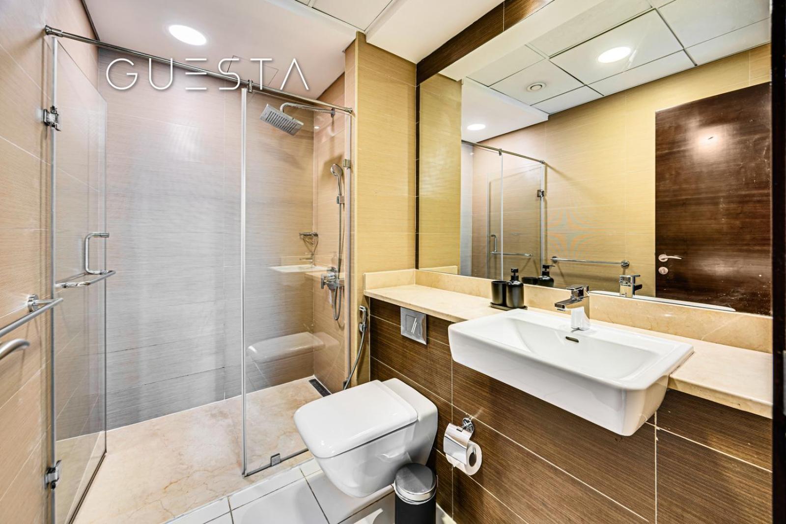 Apartment Sparkle Tower, Marina *
