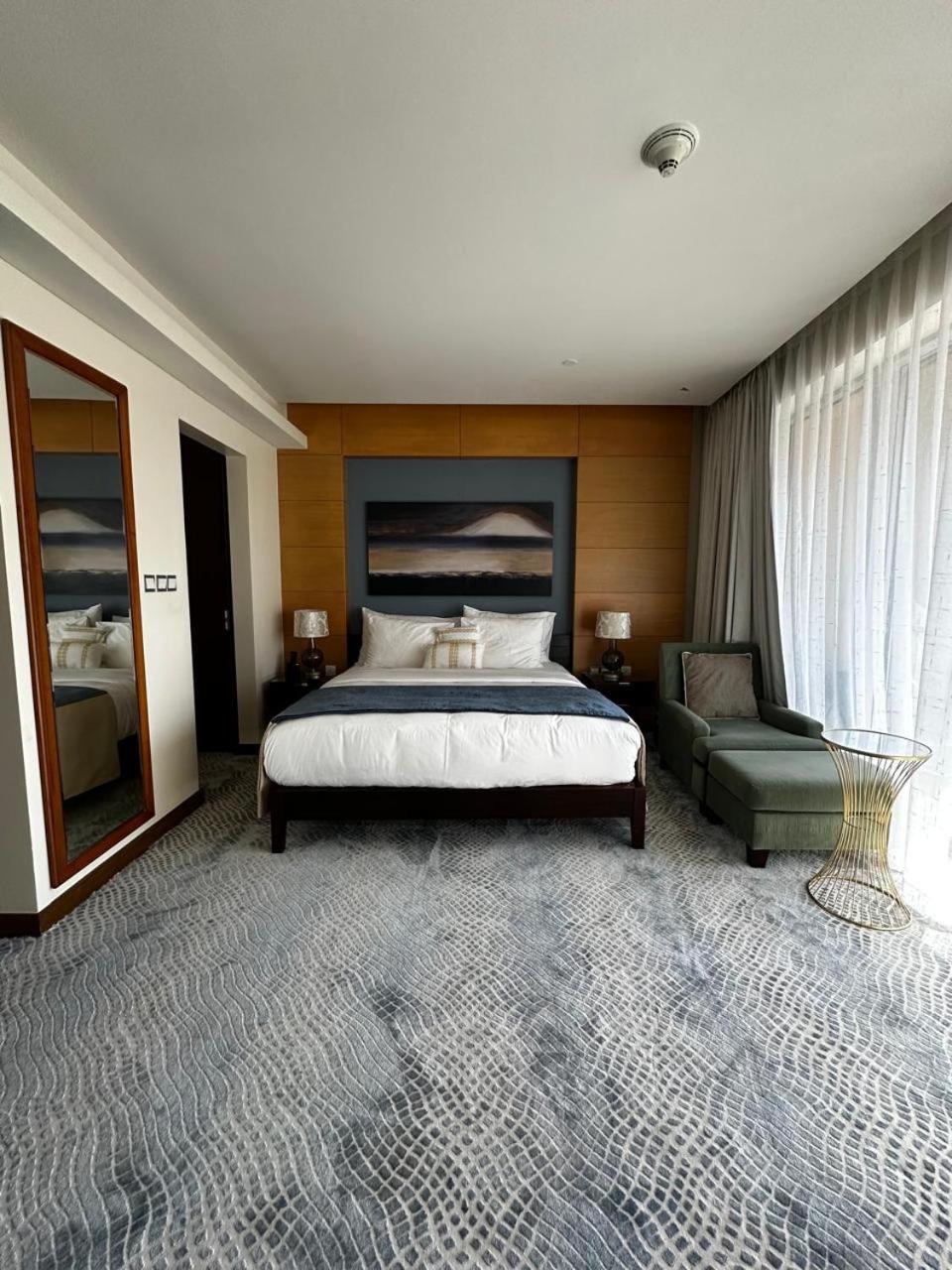 Mall Fashion Avenue Highest Floor Burj Khalifa View Residence- Formerly Address Mall * Dubai