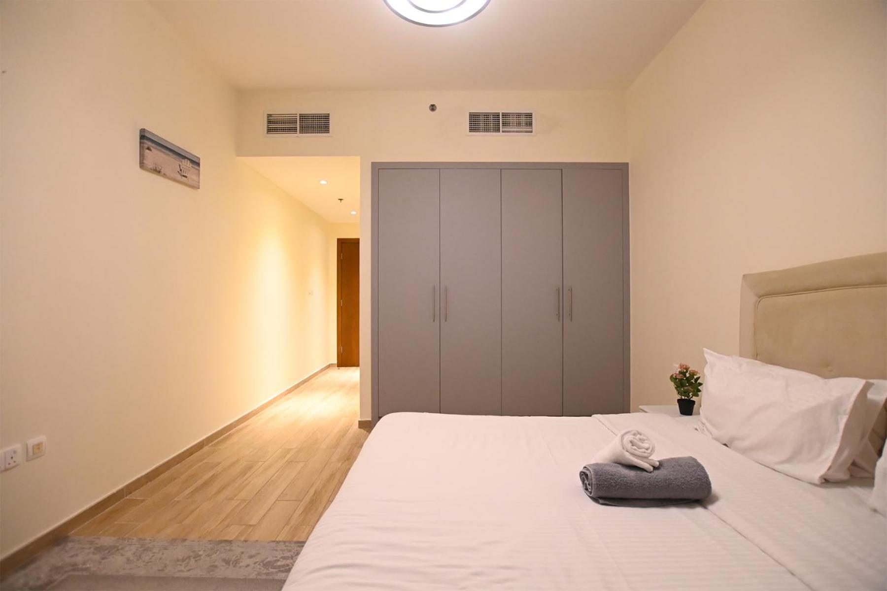 Brown Stone - Canal View Five Star Daire *