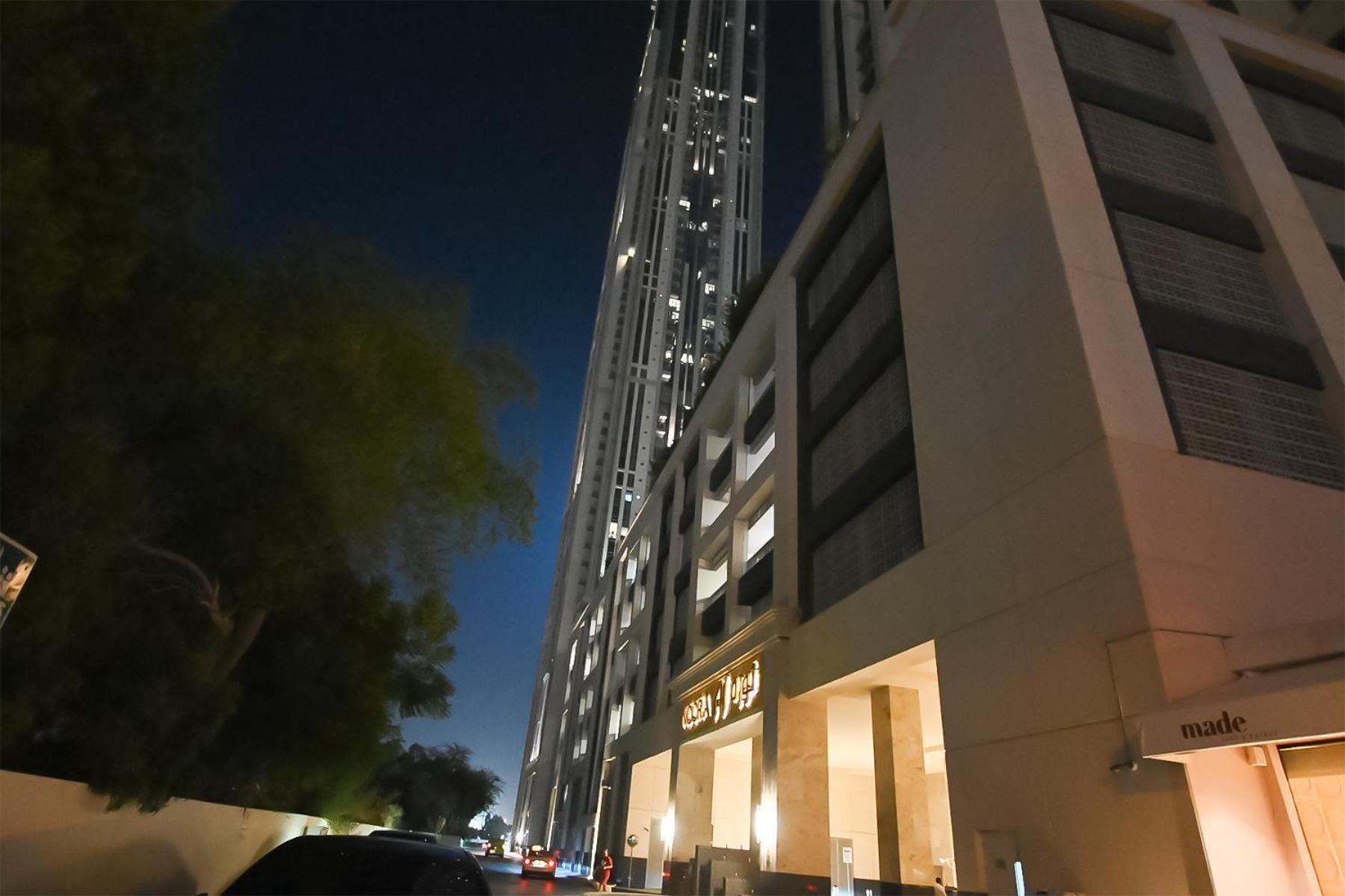 Brown Stone - Canal View Five Star * Dubai