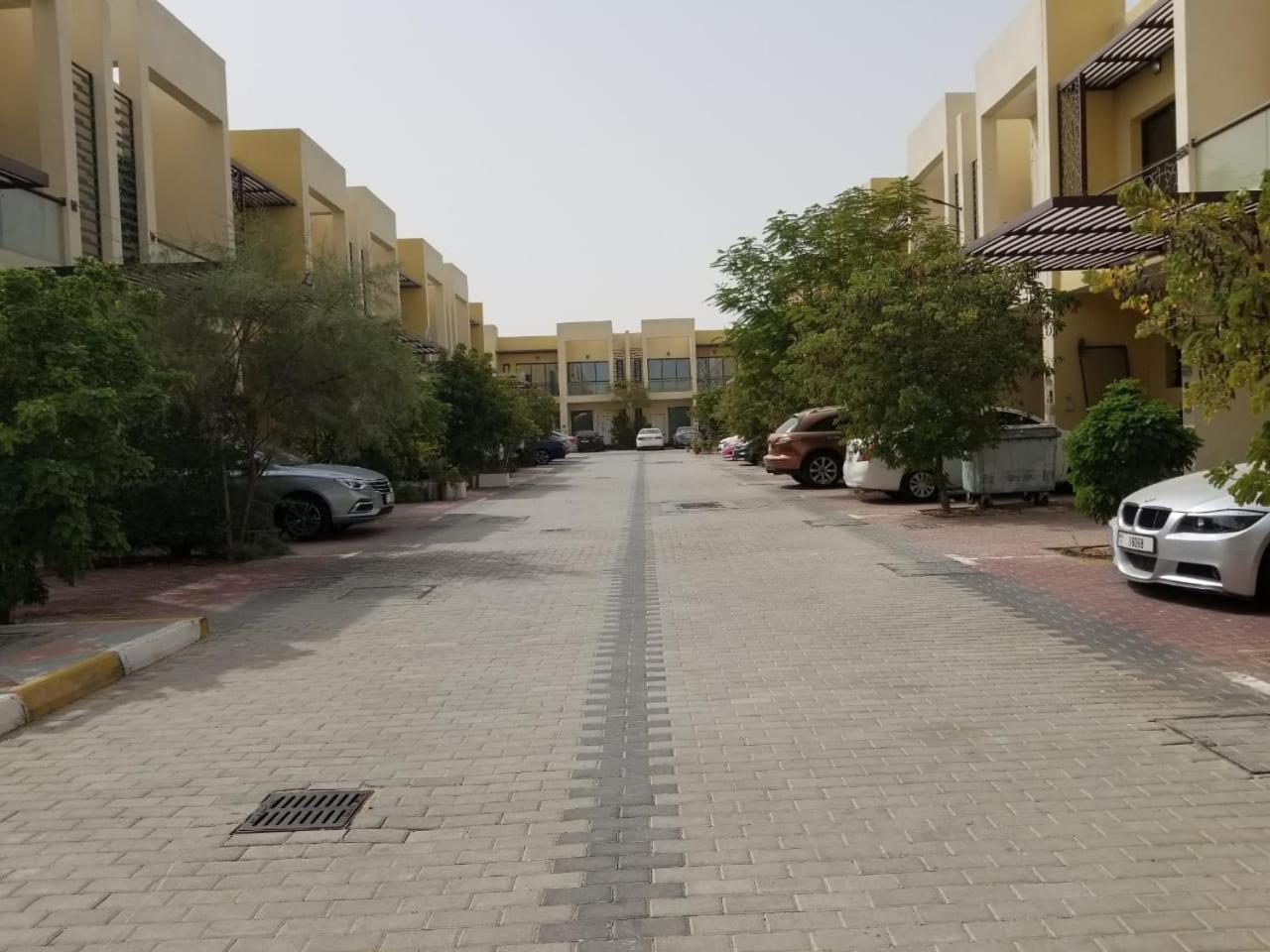 Dubai's Hidden Gem, 3bedroom + Private Pool Villa Dubai