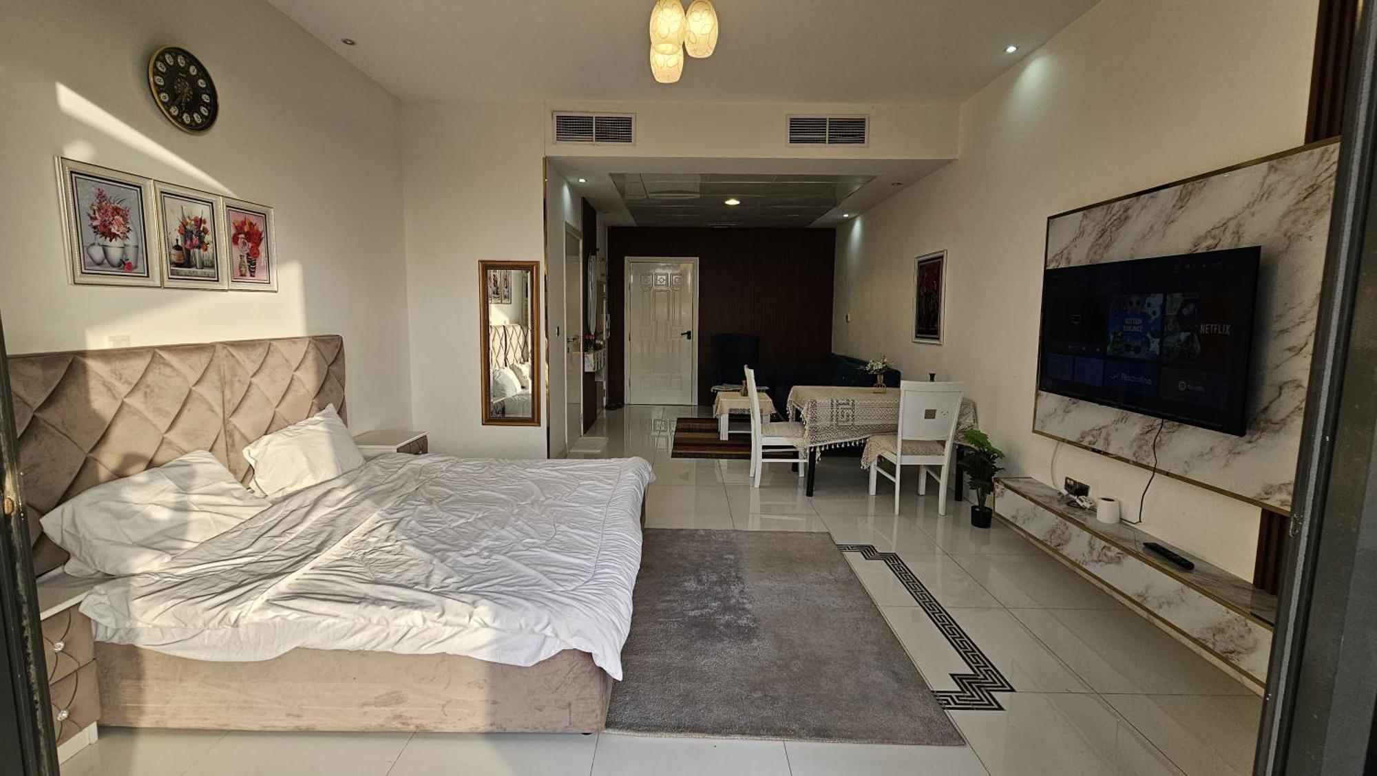 Villa Dubai's Hidden Gem, 3bedroom + Private Pool