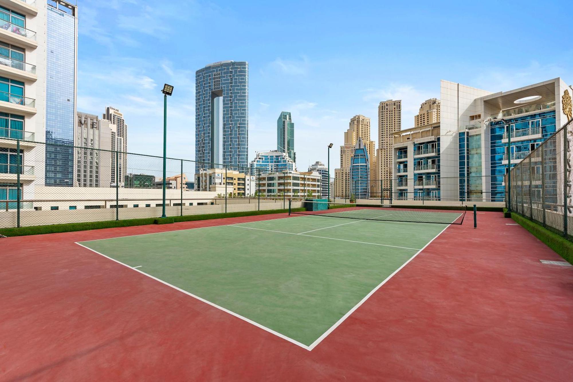 Tranquil Marina By Jbr Beach, Marina Mall, Metro Apartment