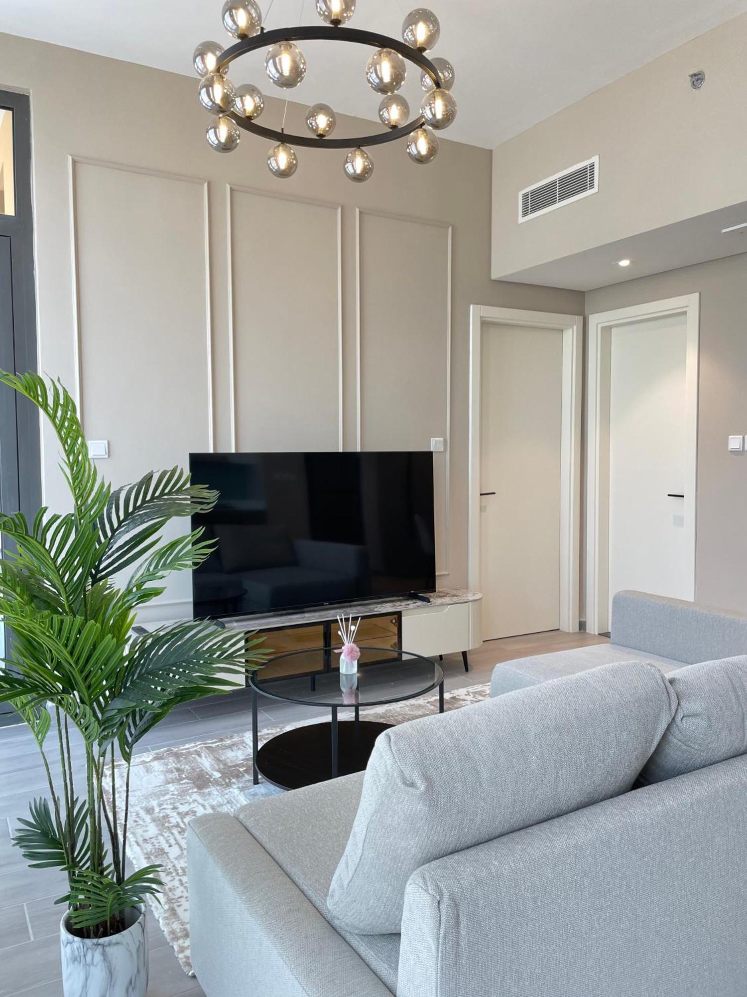 Elegant Brand New In Noor 1 Apartment Dubai